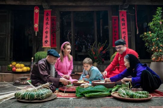 The Most Authentic Vietnamese Tet Experience: Making Banh Chung with Local Families